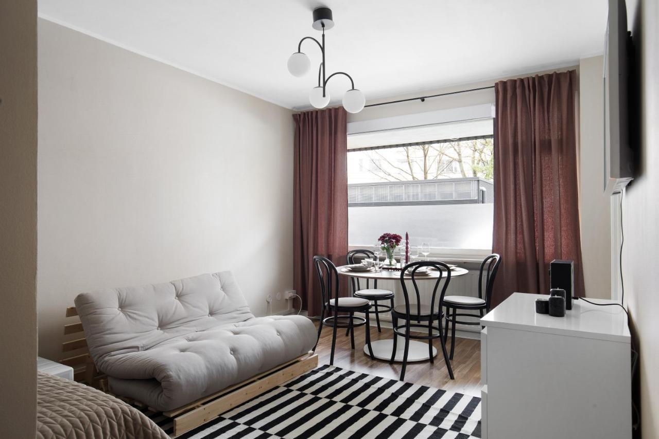 Trendy Nordic Studio By Tram Stop Helsinki Luaran gambar